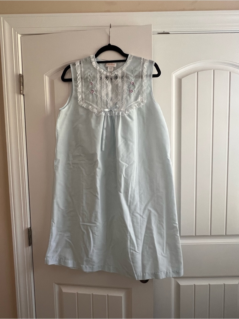 Vintage Barbizon Nightgown Blue Lace Embroidered Poly Cotton Grannycore Size M